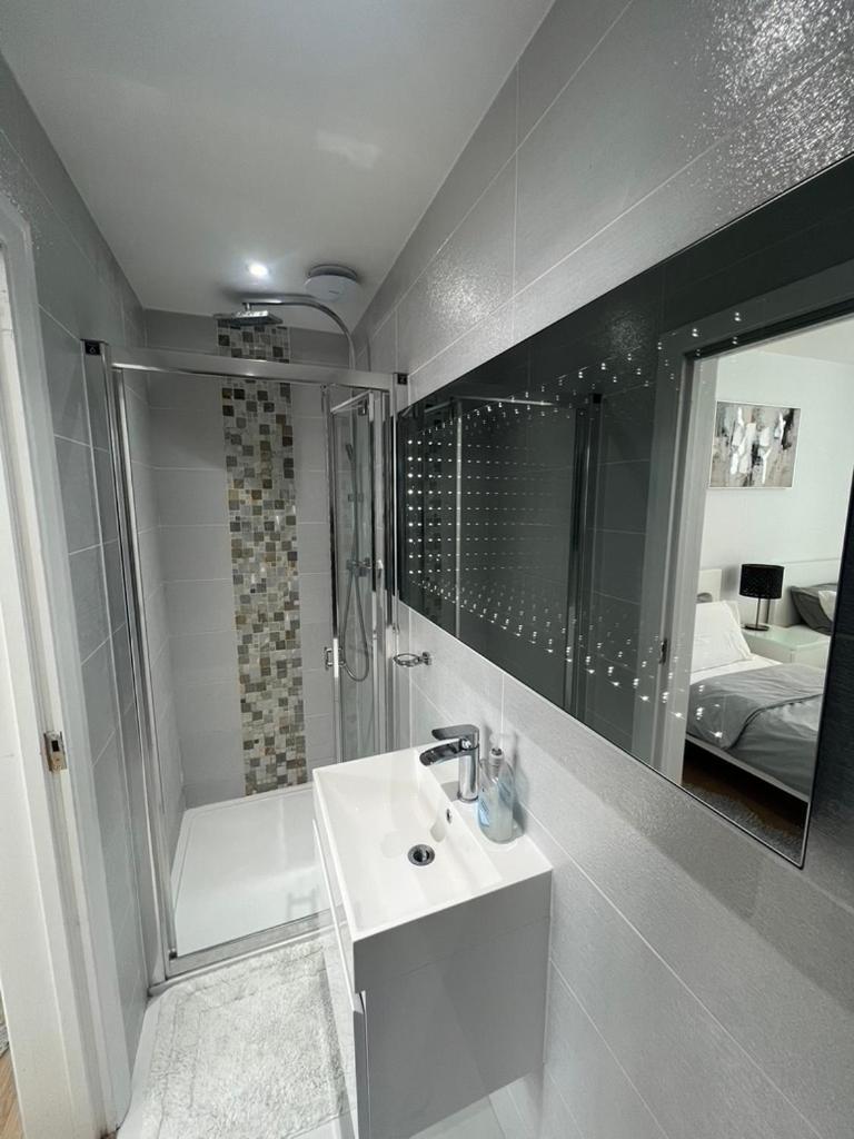 Zenobia London Luxury Apartments فينتشلي المظهر الخارجي الصورة