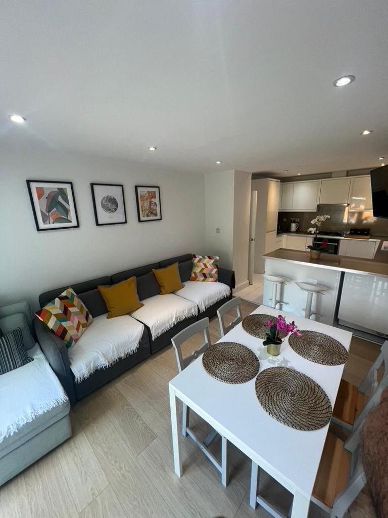 Zenobia London Luxury Apartments فينتشلي المظهر الخارجي الصورة